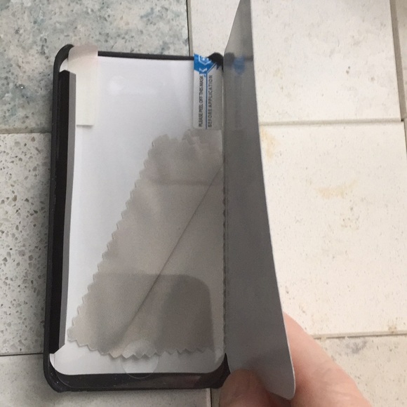 iPhone case - Picture 5 of 7